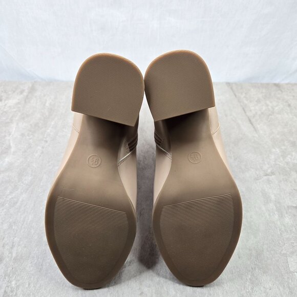 Elegant Tan Ankle Boots - Picture 7 of 12